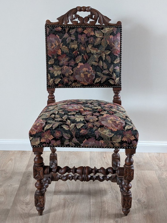 Image 1 of Sedia neorinascimentale belga in stile antico, ca. 1960 – Rovere intagliato e tessuto floreale