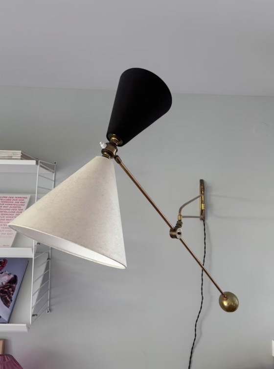 Image 1 of Robert Mathieu (Attribué à) Applique murale Lampe pivotante