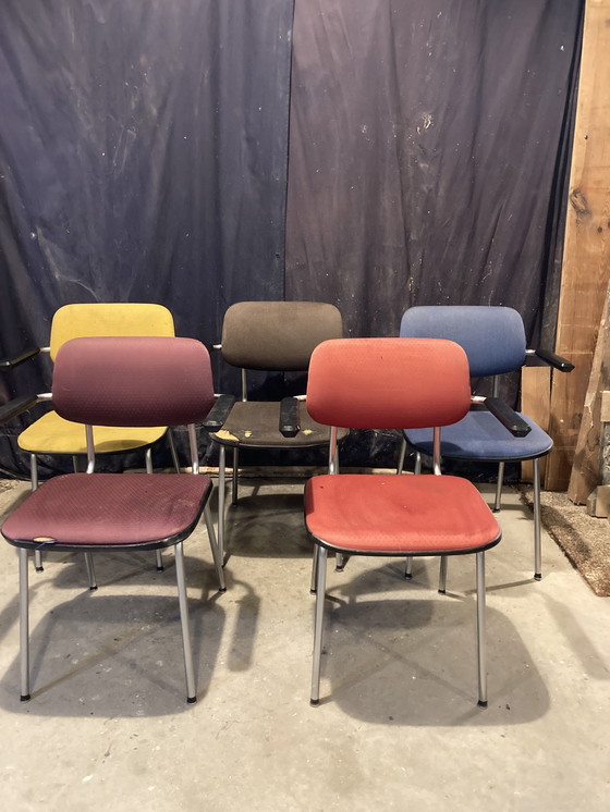 Image 1 of 6 x Gispen stoelen (model 1235 Cirrus)