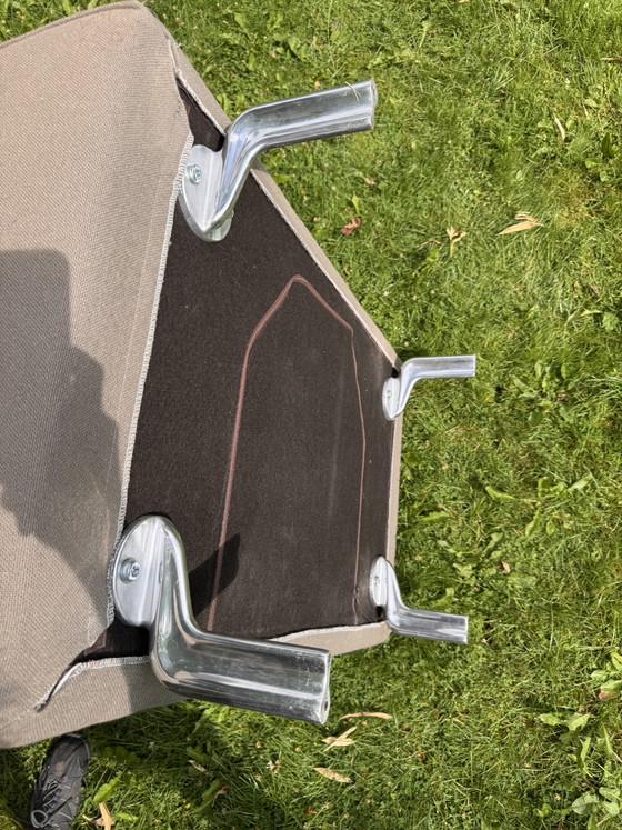 Image 1 of Stilvoller Hocker/Pouf auf Lager