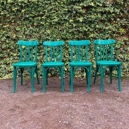 Set aus 4 grünen Bistrostühlen
