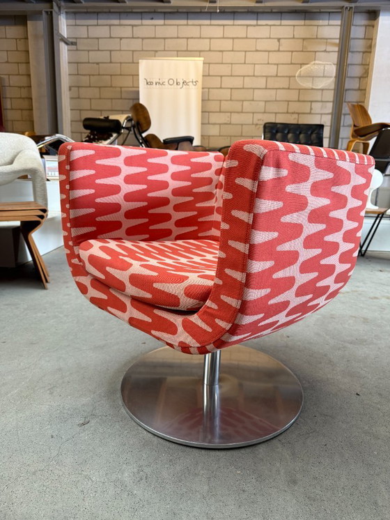 Image 1 of B&B Italia Tulip chair by Jeffrey Bernett