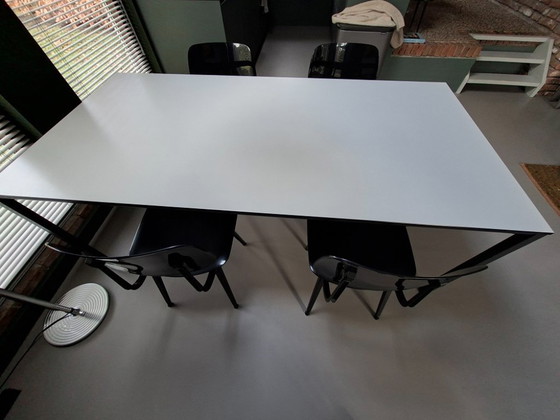 Image 1 of Ahrend table 100x200