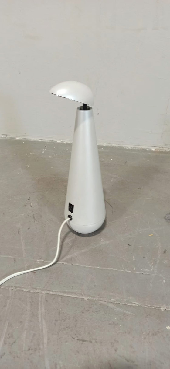 Image 1 of Lampe de table Pingouin massif