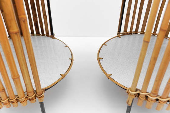 Image 1 of Set van 2 Mid-Century Modern ronde serveerwagens van bamboe, jaren 60,