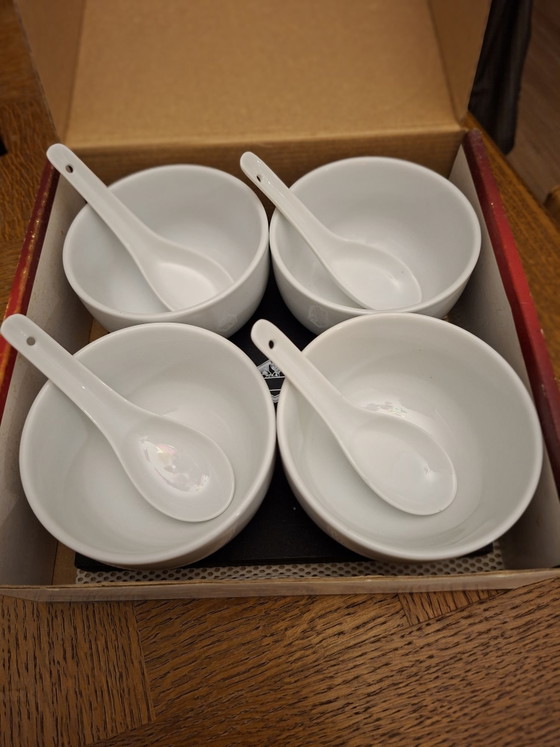 Vintage Villa Blumenthal Bowl Set (Tupperware Quality Edition) – New in Box – Porcelain (photo 3 of 8)