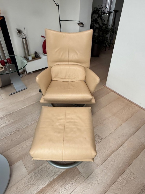 Image 1 of Poltrona BMP di Rolf Benz con pouf