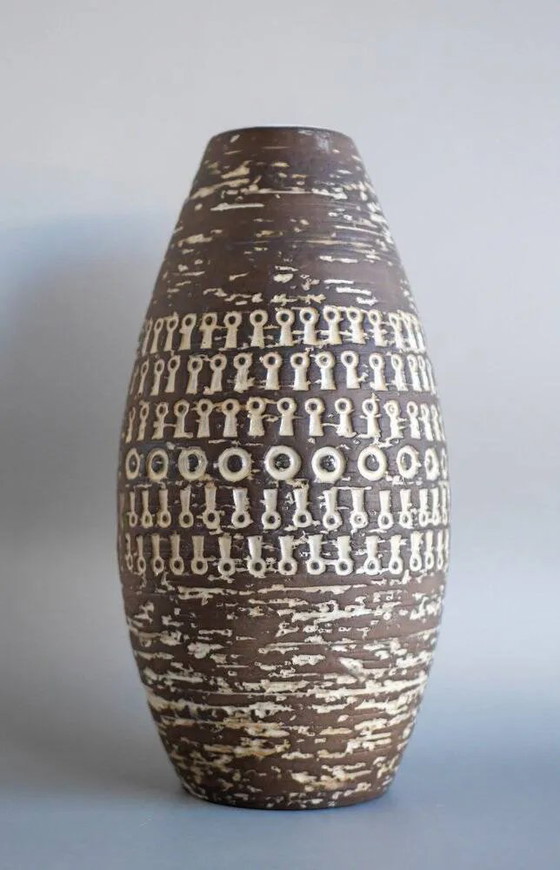 Image 1 of Brutalist Scandinavian modernist ceramic vase by Mari Simmulson for Upsala Ekeby, Sweden, 1970s.