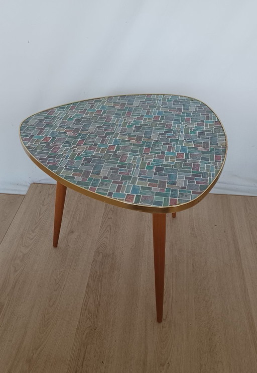 grande table d'appoint des années 1950