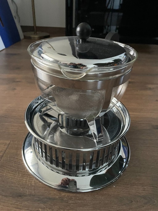 Bodum-Teekanne mit Rechaud