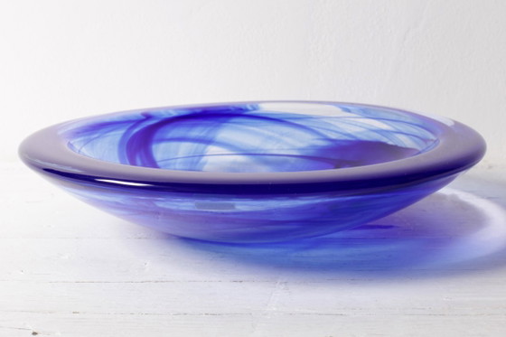 Image 1 of Mid-Century Large Blue Swirl Glass Bowl Atoll by Anna Ehrner for Kosta Boda / Sweden / 1990s