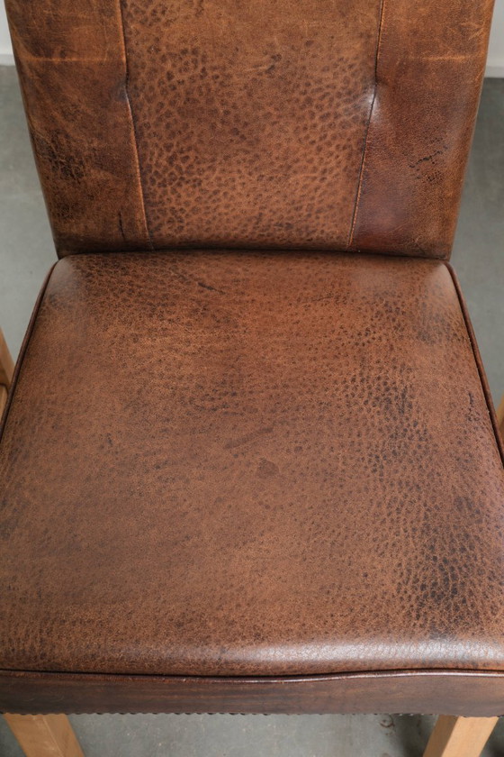 4x Beautiful large sheepskin dining chair in a dark cognac color with a lovely English look – Wood (photo 7 of 13)