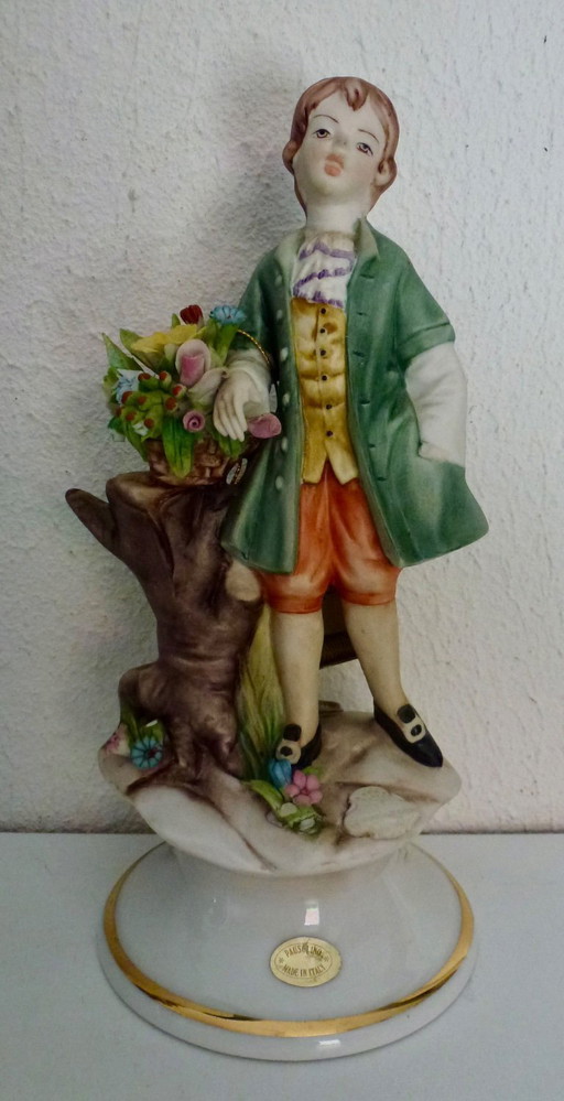 2x Vintage Capodimonte figurines, hand-painted.