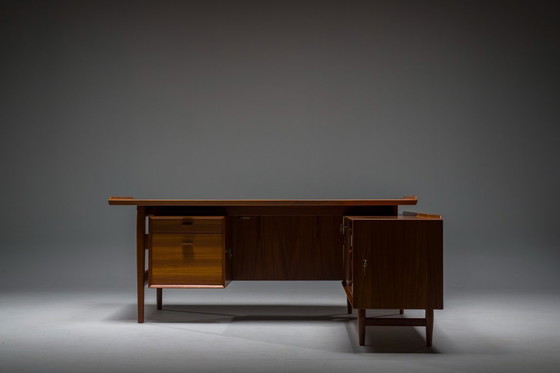 Image 1 of  Chefschreibtisch Modell 209 aus Teakholz von Arne Vodder für Sibast, 1955