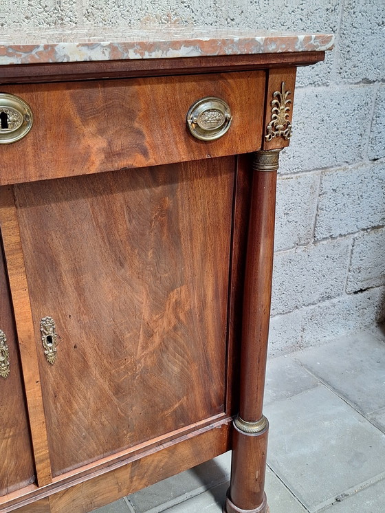 Image 1 of Armario penant con tapa de mármol del siglo XIX.