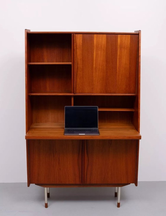 Image 1 of Deense teakhouten kast en schrijftafel/bar, van Arne Vodder, jaren 60.