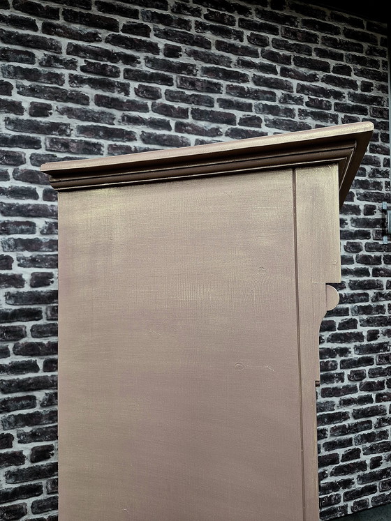 Image 1 of Armadio da ragazza / Vetrina / Cassettiera / Credenza