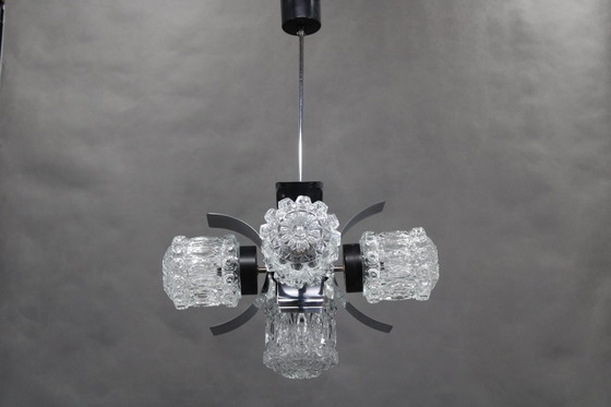 Image 1 of Lámpara de araña de cristal de la década de 1970, Checoslovaquia