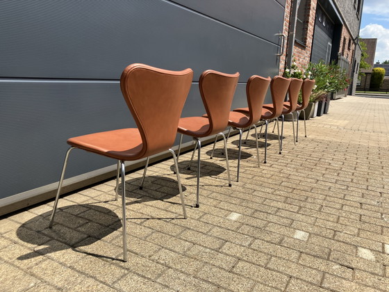 Image 1 of Fritz Hansen Series 7 Butterfly Chairs, Cognac Leather, NEW condition