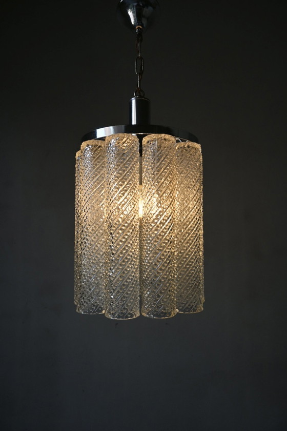 Image 1 of Lampada a sospensione italiana in vetro di Murano degli anni '60.