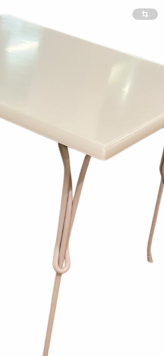 Image 1 of MESA DE VIÑEDO 90X90 BLANCA MAGIS