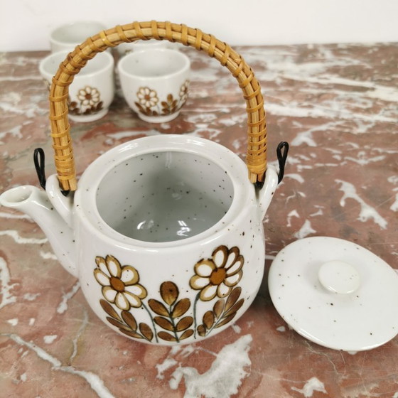 Image 1 of Vintage mid century theeservies. Theepotje en vier kommetjes. Keramiek