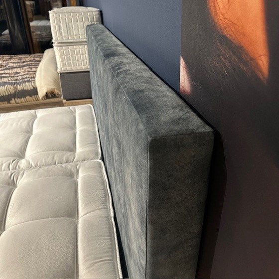 Image 1 of Recor Bedding Fessura box spring - 180x210