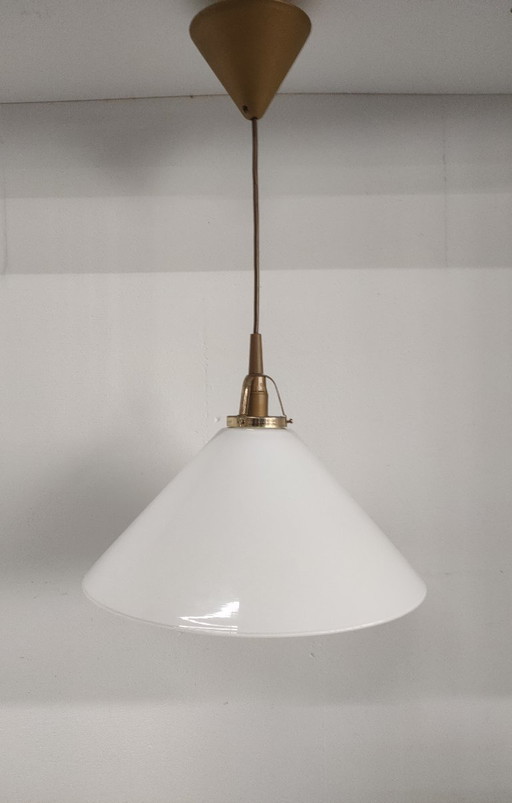Suspension vintage massive originale (verre opale/laiton)