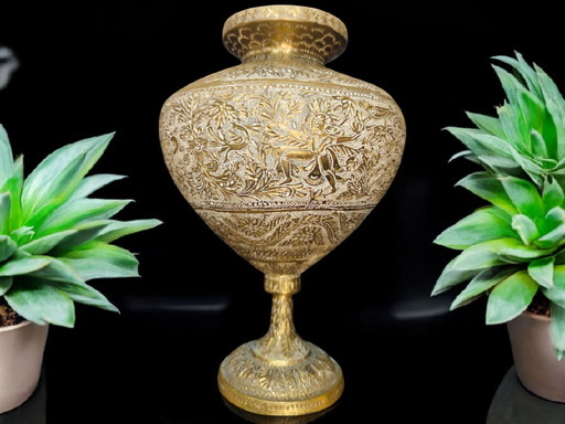 Vase indien en bronze