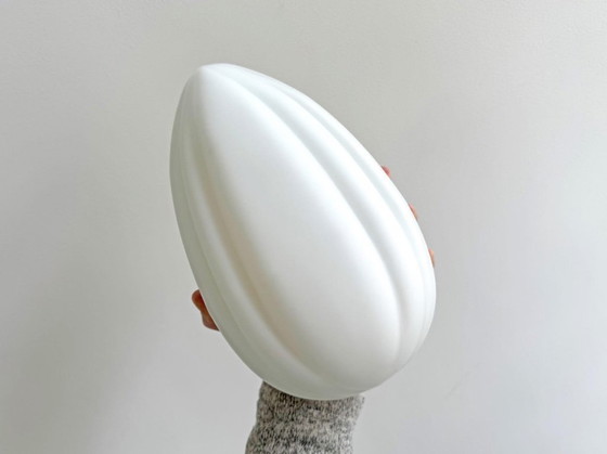 Image 1 of Set di 2 lampade da soffitto/parete in vetro bianco vintage