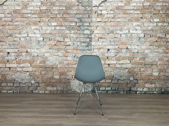 Image 1 of Vitra DSR grigio