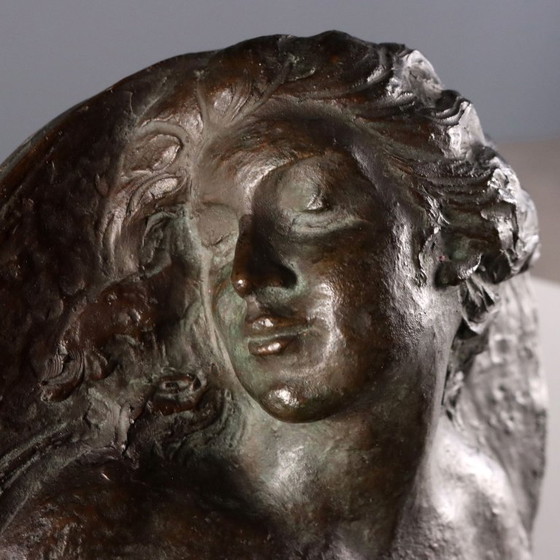 Image 1 of Een paar bronzen panelen, gesigneerd door G. Botta.