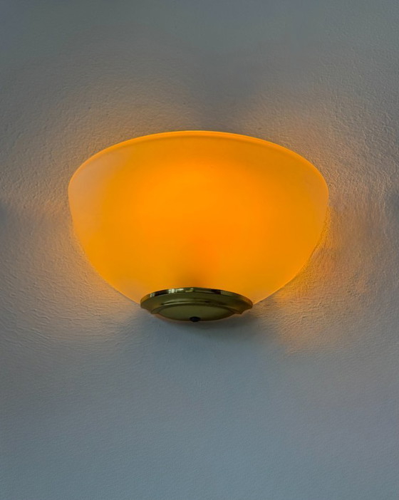 Image 1 of Coppia di applique vintage, vetro smerigliato e ottone, Francia, 1970