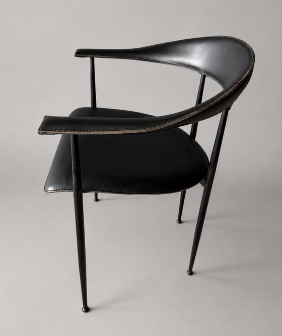Image 1 of 4 vintage Fasem P40 armstoelen – Vegni & Gualtierotti, Zwart Leer