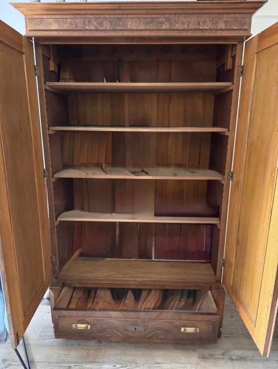 Prachtige Gründerzeit Kledingkast / Buffetkast – Buffetkasten, Wood, Brass (photo 3 of 5)