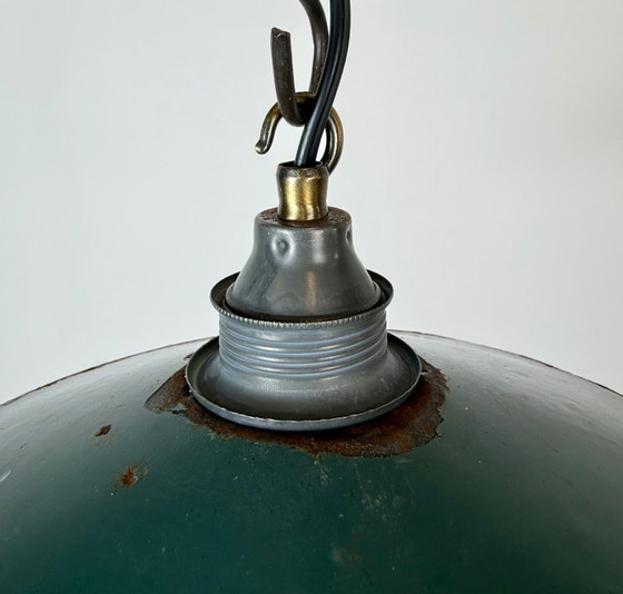 Lampada industriale smaltata verde, anni '50 – Lampade a sospensione, Ferro (photo 4 of 16)
