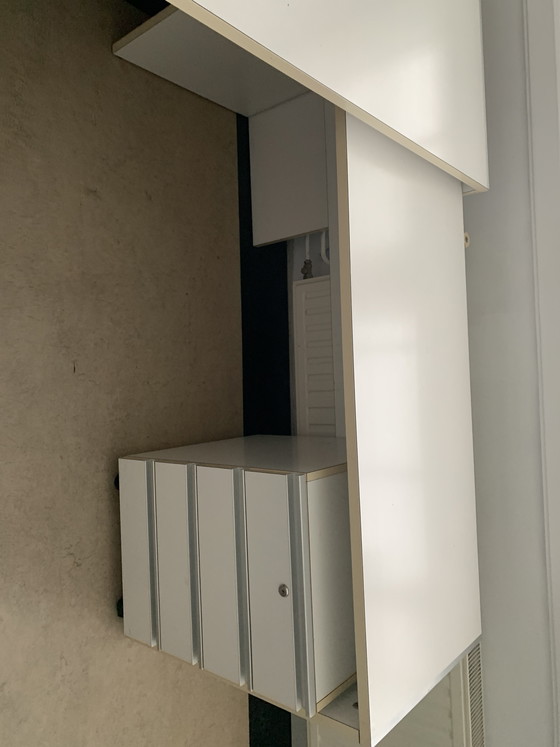 Image 1 of Neolt jaren 60 bureau