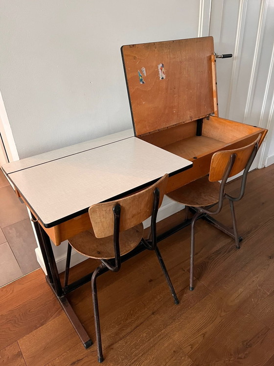 Vintage children's Desk with 2 chairs - 1950s/1960s – Wood, Metal (photo 3 of 5)