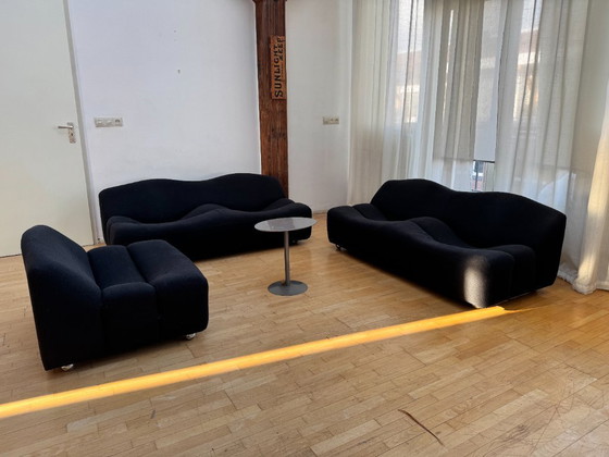 Image 1 of Pierre Paulin Artifort 1960 sitting area