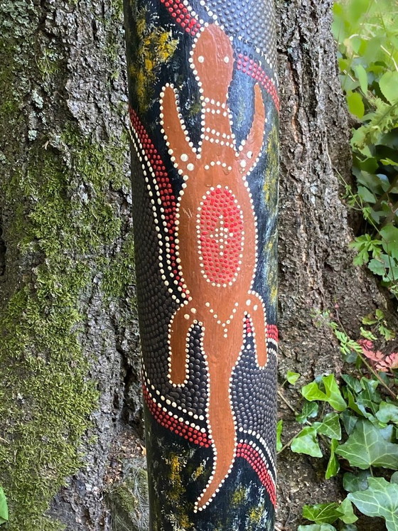 Vecchio Didgeridoo in legno con pittura Aborigena Serpente e Tartaruga, Oggetti decorativi, Nero, Opknappers (foto 7 di 13)