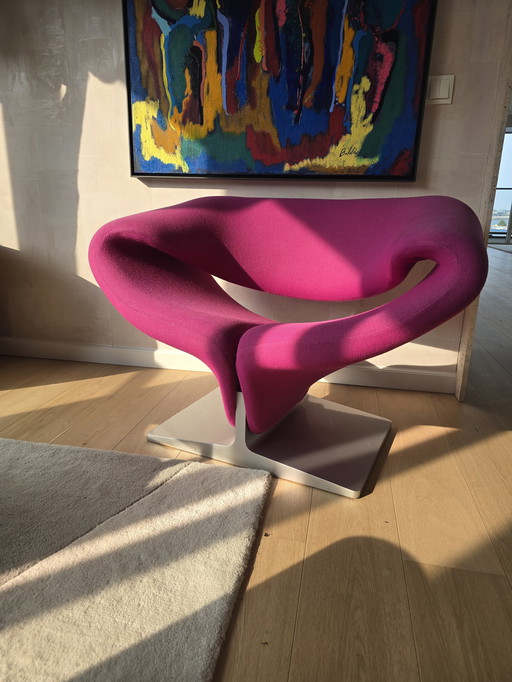 Artifort Pierre Paulin Ribbon Chair