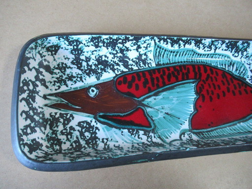 Large DOMINIQUE BAUDART DB Ceramic FLAT - VALLAURIS le vieux moulin - Blue & Red FISH 1960's - 55,5cm x 19cm