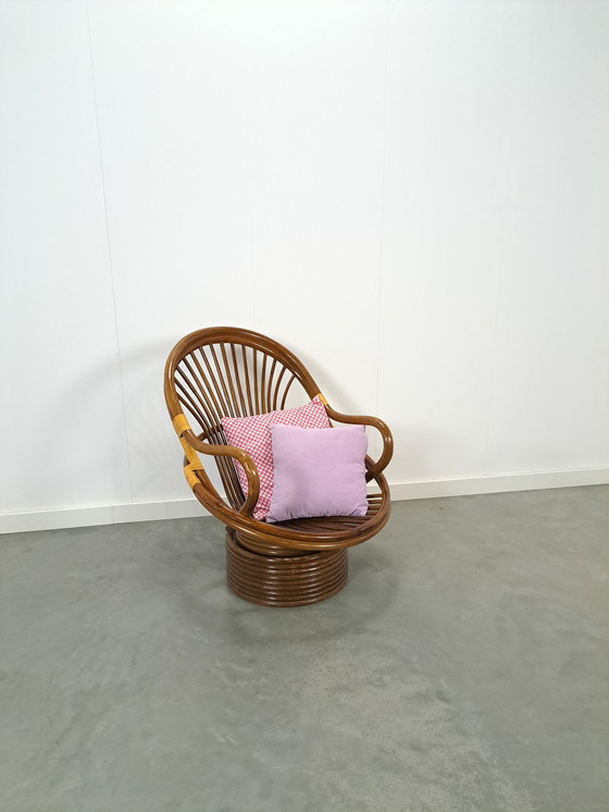 Image 1 of Rotan Manou Draai Stoel Vintage