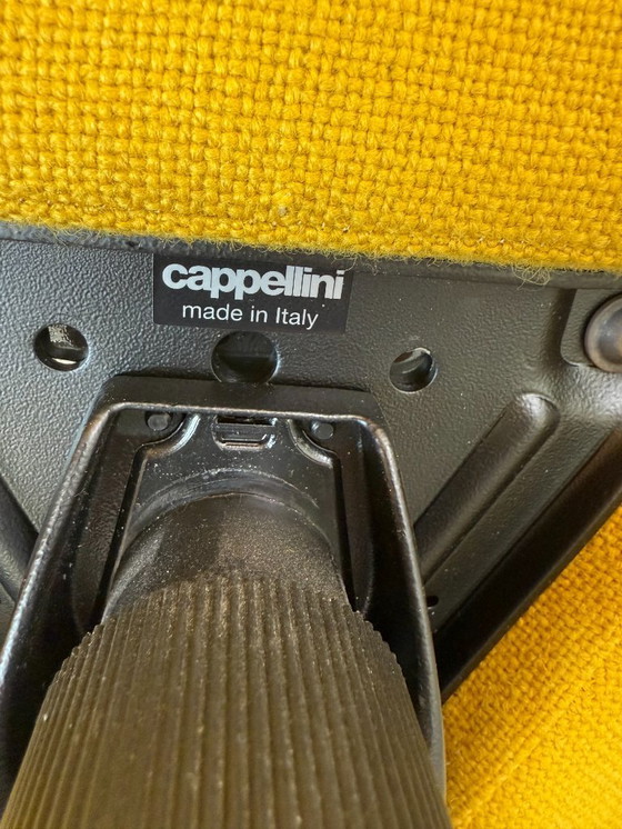 Image 1 of Cappellini Lotus Draaibare Fauteuil (meerdere aanwezig)