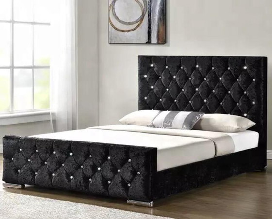 Image 1 of bed with slatted base and mattress