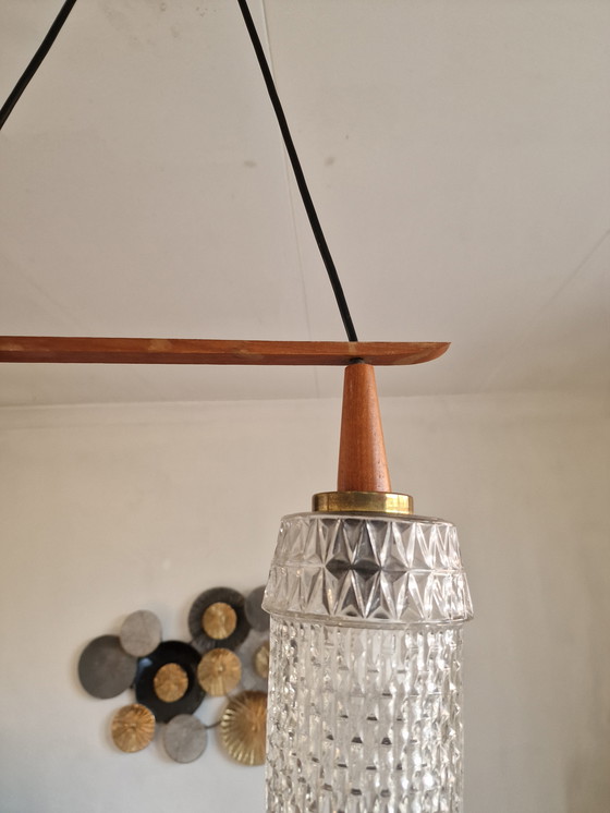 Image 1 of Suspension vintage danoise en teck et verre