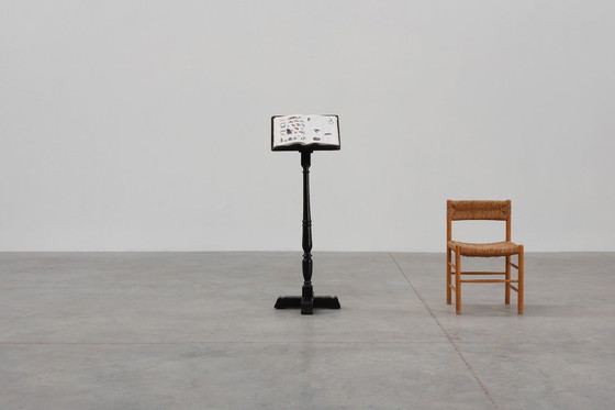 Image 1 of Französisches rustikales schwarzes Bücherregal aus Massivholz, ca. 1850