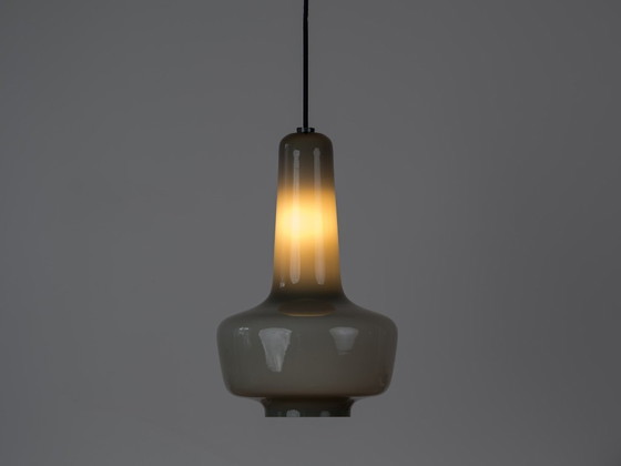 Lampada a sospensione vintage danese Kreta di Jacob E. Bang, Holmegaard, 1964, Lampade a sospensione, Vetro (foto 2 di 8)
