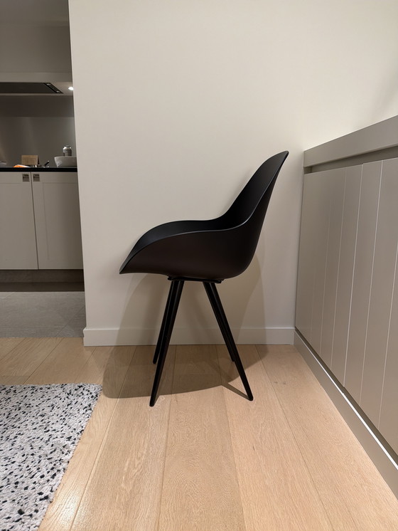 Image 1 of Chaises Kubikoff noires