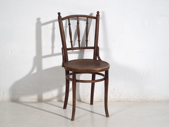 Antique Thonet bentwood chairs (c.1920). Set of 4 pieces #14 – Dining chairs (photo 38 of 40)